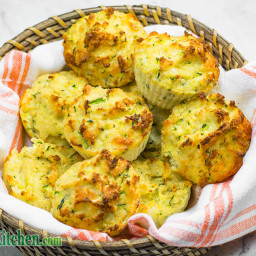 Low Carb Cheddar Cheese & Zucchini Muffins