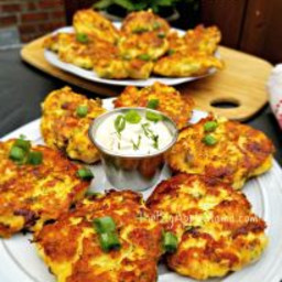 low-carb-cheesy-chicken-fritters-2554643.jpg