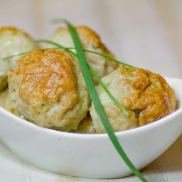 Low Carb Chicken, Cheddar and Chives Meatballs