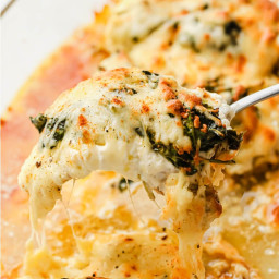Low-Carb Creamy Spinach Chicken Bake