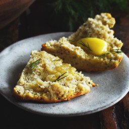 Low-Carb Onion Dill Savory Scones Recipe