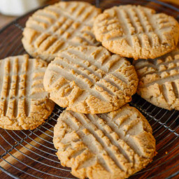 Low Carb Peanut Butter Cookies 