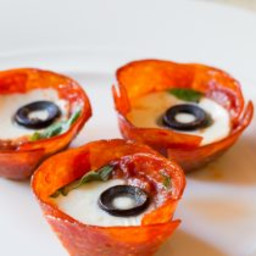 Low Carb Pepperoni Pizza Cups