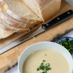 Low Carb Roasted Cauliflower Soup