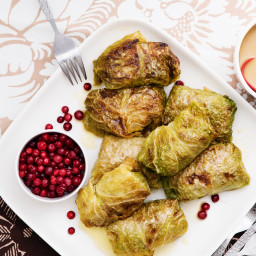 Low-carb stuffed cabbage rolls