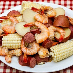 Low Country Shrimp Boil with Smoked Sausage