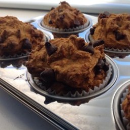 Low-Fat Vegan Pumpkin Chocolate Chip Muffins