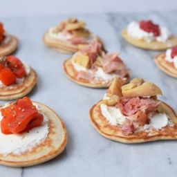 low-fodmap-blinis-with-savoury-and-sweet-toppings-2402098.jpg
