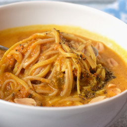 Low FODMAP Pumpkin noodle soup