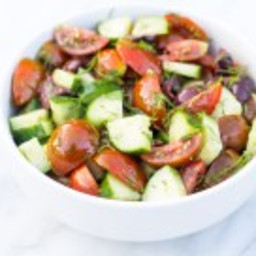 low-fodmap-tomato-salad-with-c-879695-532d98d9f2150d5fdceaeb0e.jpg