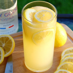 Lucky Lemon Seven the Best Lemonade Cocktail