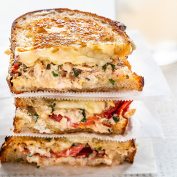 Lunchtime? Nothing Beat This Classic Tuna Melt Recipe
