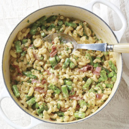 Macaroni and Cheese with Asparagus and Prosciutto