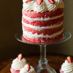 made-from-scratch-strawberries-and-cream-cake-2567796.jpg