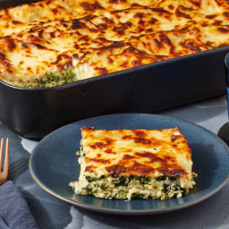  Make Cheesy Spinach Lasagna for Meatless Monday, or Any Day