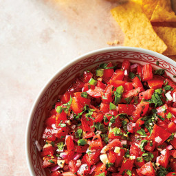 Make It Yourself: Fresh Salsa