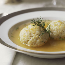 Make Mouthwatering Chicken Matzo Ball Soup for Passover