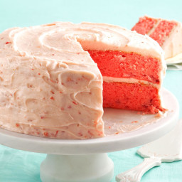 mamaw-emilys-strawberry-cake-2196767.jpg