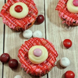 M and M's® Red Velvet Mini Cheesecakes
