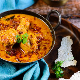 Mangalorean Kori Rotti / Chicken Curry with Rice Wafers