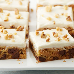 Maple-Nut-Chocolate Chip Cookie Bars