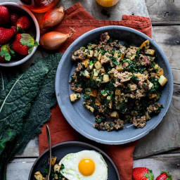 maple, potato and sausage breakfast skillet with kale