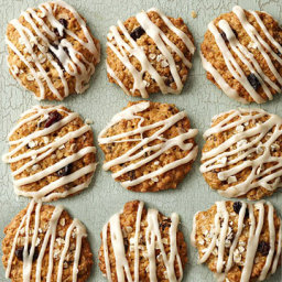 Maple-Raisin Oatmeal Cookies