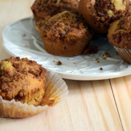 Maple Bacon Muffins with Brown Sugar-Bacon Streusel
