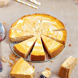 marble-pumpkin-cheesecake-recipe-2679381.jpg