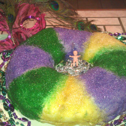 mardi-gras-king-cake-105660.jpg