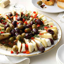 Appetizer - Marinated Olive and Cheese Ring