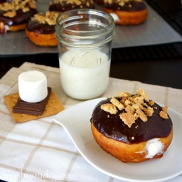Marshmallow Cream Filled S’mores Doughnuts