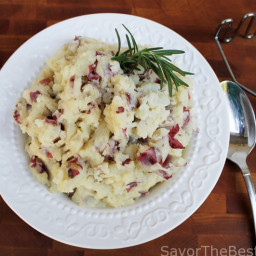 Mashed Baby Red Potatoes with Horseradish