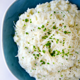Mashed Cauliflower with Cheese and Chives