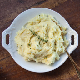 Mashed Potatoes with Wine and Goat Cheese