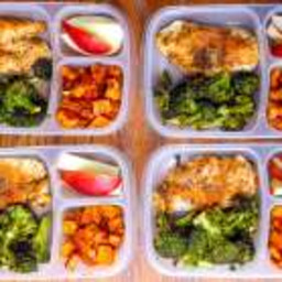 Meal Prep Lunch Bowls with Spicy Chicken, Roasted Lemon Broccoli, and Caram