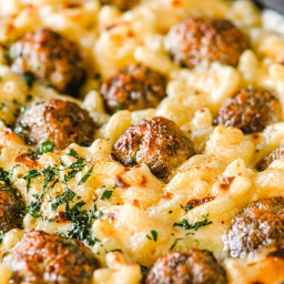 Meatball Macaroni and Cheese • the CREAMIEST recipe!