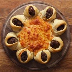 Meatball-Stuffed Crust Pizza Star Recipe by Tasty