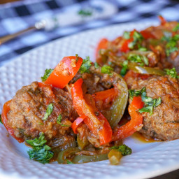 MEATBALLS WITH PEPPERS
