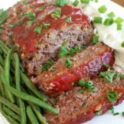 Meatloaf, Cauliflower Mashed "Potatoes" and Roasted Green Beans