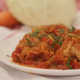 Meaty Quinoa & Sauerkraut Crockpot Cabbage Rolls – Super Healthy Comfor
