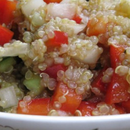 mediterranean-quinoa-salad-recipe-2197818.jpg