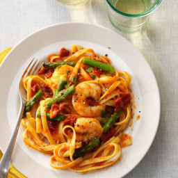 Mediterranean Shrimp 'n' Pasta Recipe