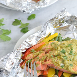 Mexican bake salmon in foil 
