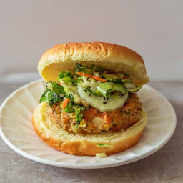 Mexican Salmon Burger With Slaw {South Of The Boarder Flavor}