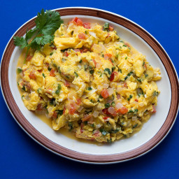 mexican-style-scrambled-eggs-huevos-a-la-mexicana-2789568.jpg