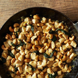 Minced Chicken and Cashew with Thai Basil