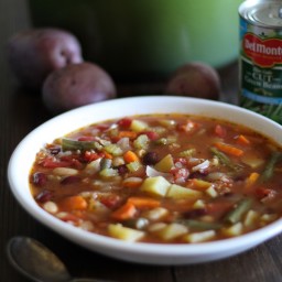 minestrone-soup-with-quinoa-1315234.jpg