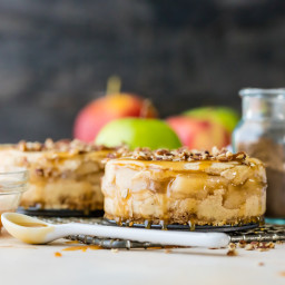mini-apple-pie-cheesecakes-d9b75e.jpg