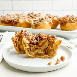 Mini Apple Pies with Puff Pastry (Muffin Tin Recipe)
